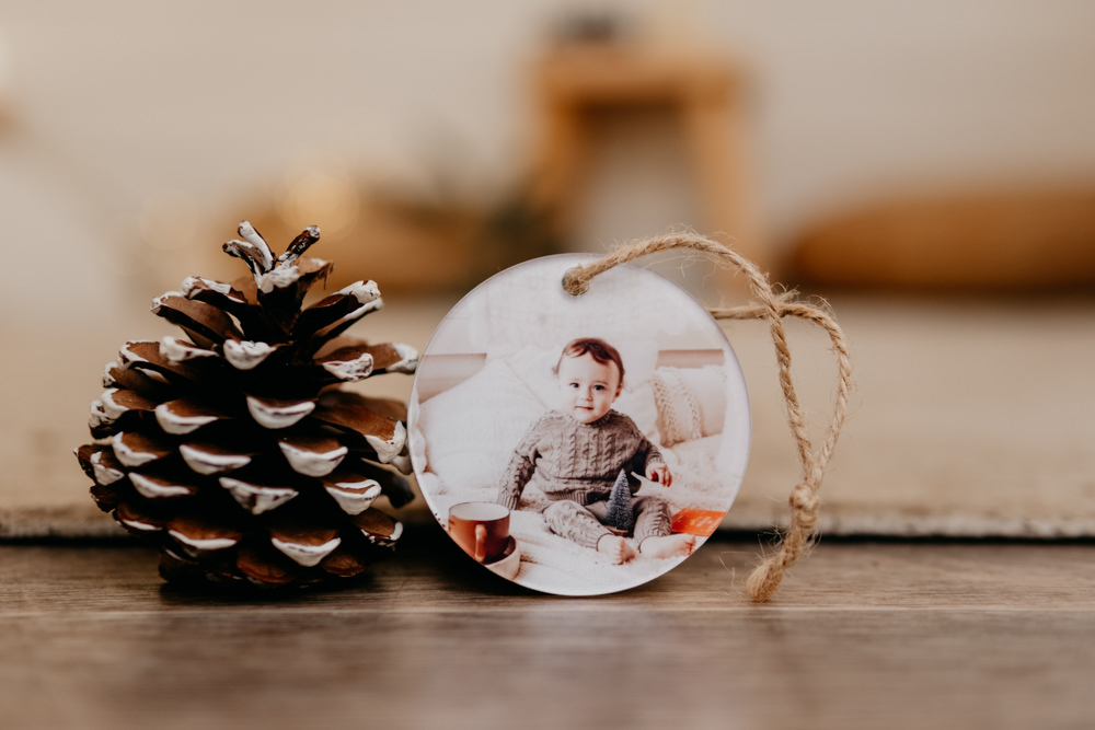 Bola de árbol de metacrilato – Foto a una cara + trasera MDF personalizada (7 cm) - Imagen 3